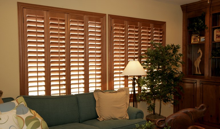 How To Clean Wood Shutters In Las Vegas, NV